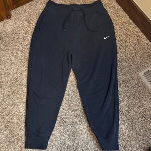 Nike Dri-Fit Women’s High-Waisted Black French Terry Joggers Size Medium